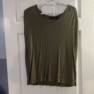 TAHARI TOP, MEDIUM (M)
